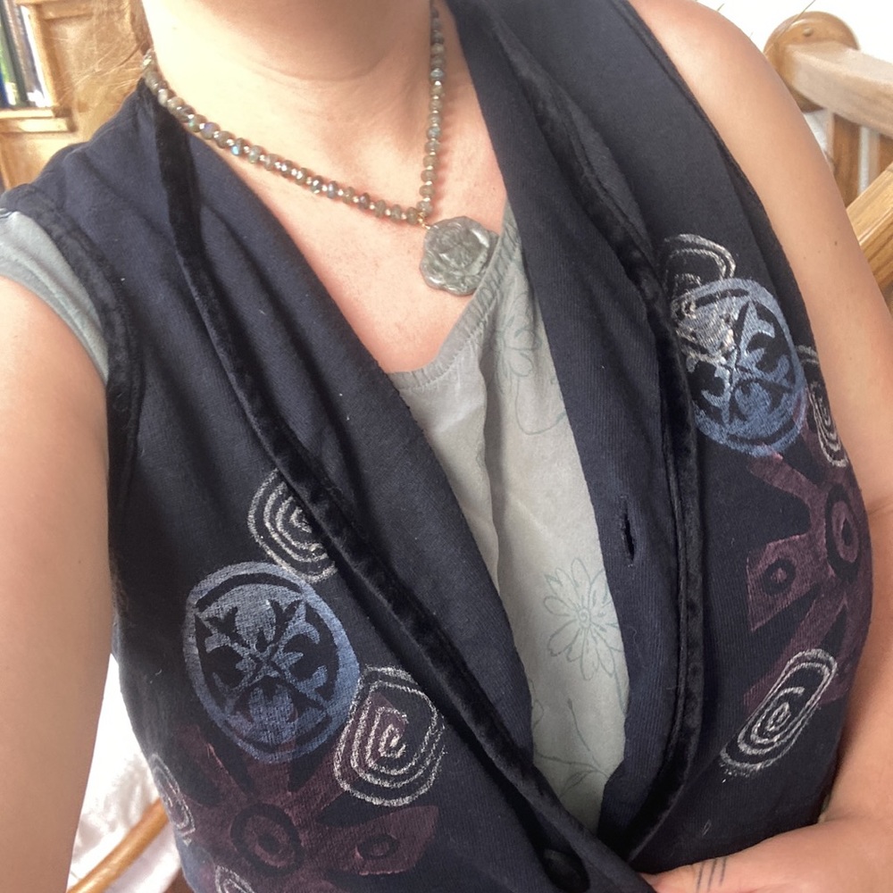 Blue Fish Vest hand printed button up crop shirt - Picture 16 of 16